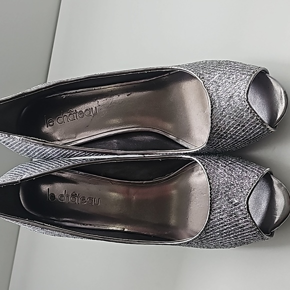 Heels - Picture 1 of 4